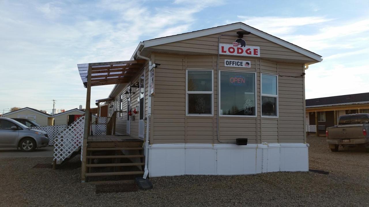 Bear'S Den Lodge Shaunavon Exterior foto