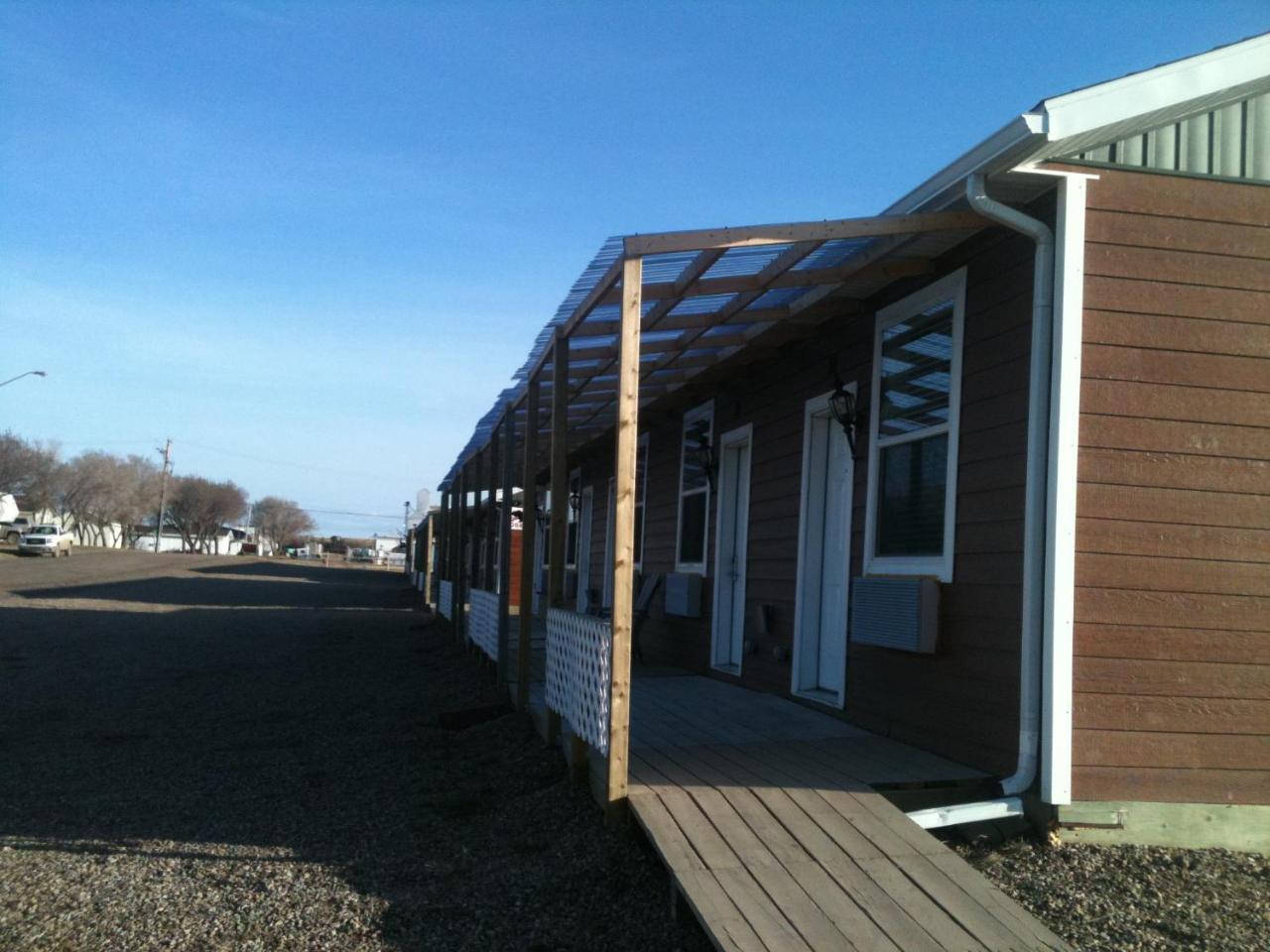 Bear'S Den Lodge Shaunavon Exterior foto
